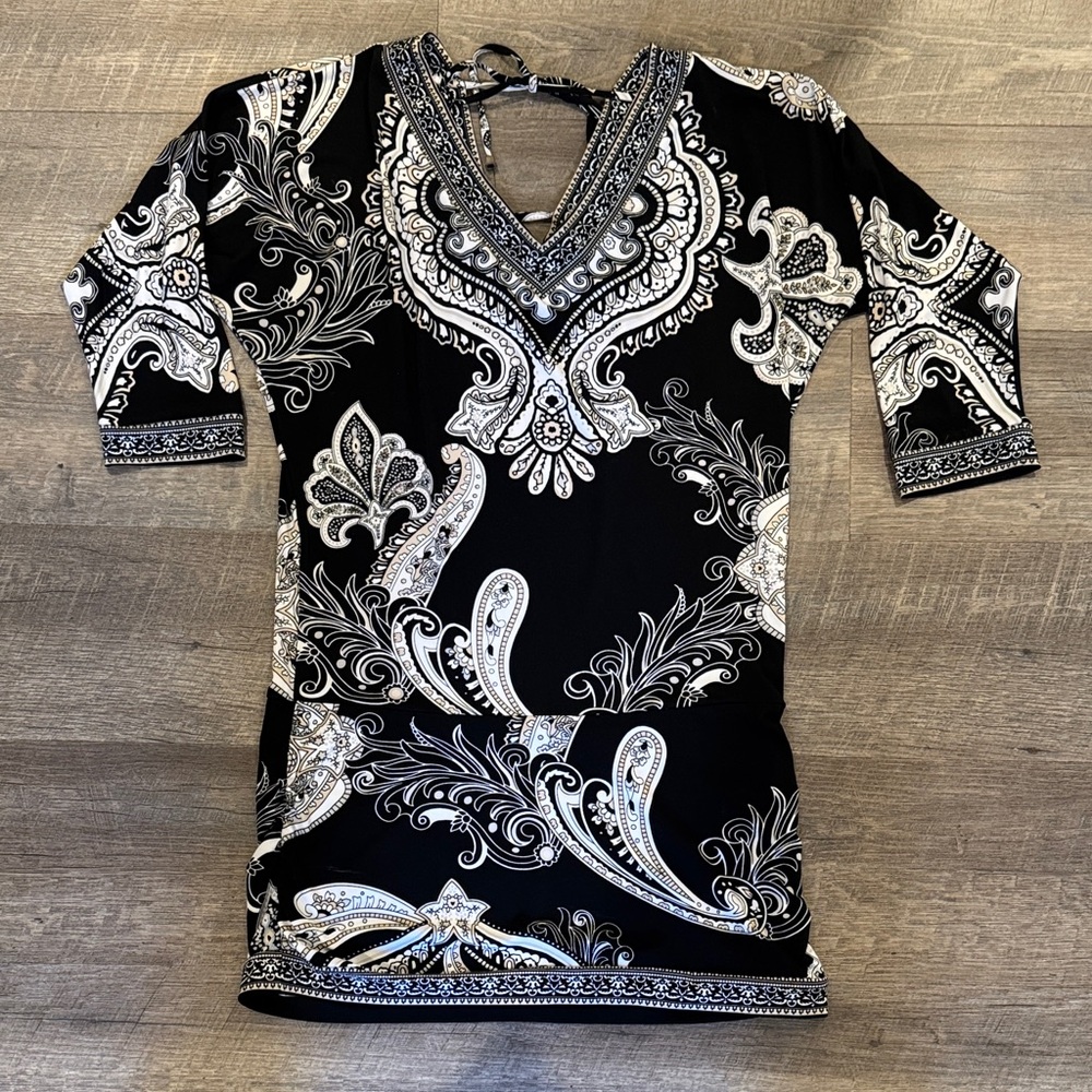 Black and White Paisley tunic